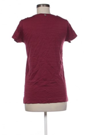 Dámské tričko Nike, Velikost L, Barva Červená, Cena  370,00 Kč