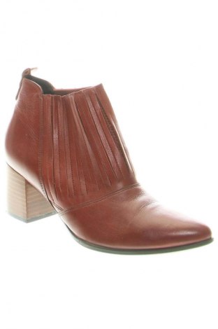 Γυναικεία μποτάκια ECCO, Μέγεθος 39, Χρώμα Καφέ, Τιμή 114,99 €