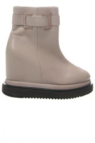 Női bokacsizma EMANUELLE VEE, Méret 35, Szín Bézs, Ár 82 594 Ft