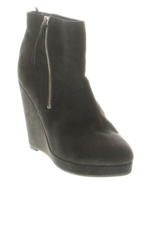 Γυναικεία μποτάκια H&M, Μέγεθος 38, Χρώμα Μαύρο, Τιμή 32,99 €