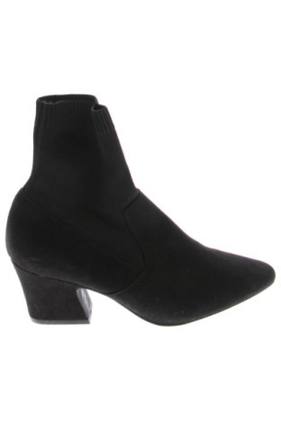 Дамски боти Mango, Размер 38, Цвят Черен, Цена 15,33 €