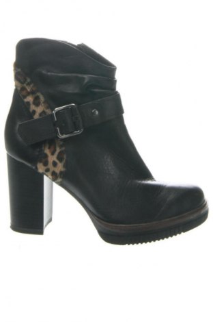 Dámské boty  Marco Tozzi, Velikost 36, Barva Vícebarevné, Cena  639,00 Kč