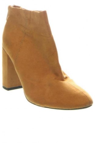 Дамски боти Pull&Bear, Размер 37, Цвят Оранжев, Цена 29,65 €