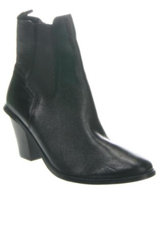 Dámské boty  River Island, Velikost 41, Barva Černá, Cena  2 329,00 Kč