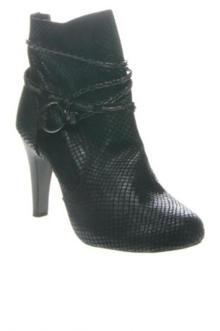 Dámské boty  Tamaris, Velikost 38, Barva Černá, Cena  499,00 Kč