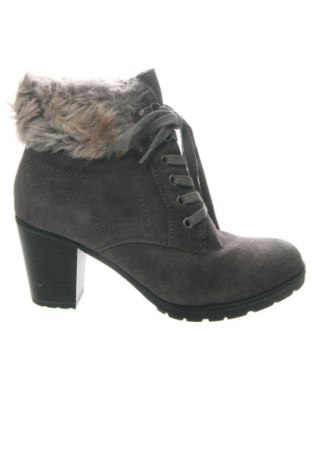 Női bokacsizma Tamaris, Méret 40, Szín Szürke, Ár 32 913 Ft