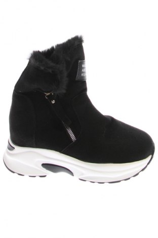 Γυναικεία μποτάκια Unbranded, Μέγεθος 38, Χρώμα Μαύρο, Τιμή 32,99 €