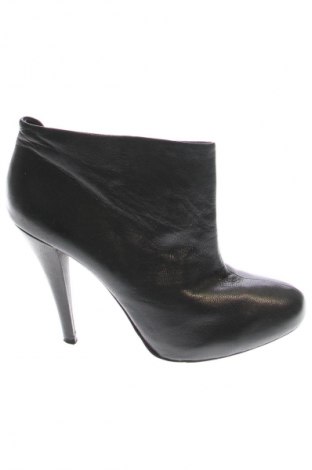 Дамски боти Zara, Размер 39, Цвят Черен, Цена 48,57 €