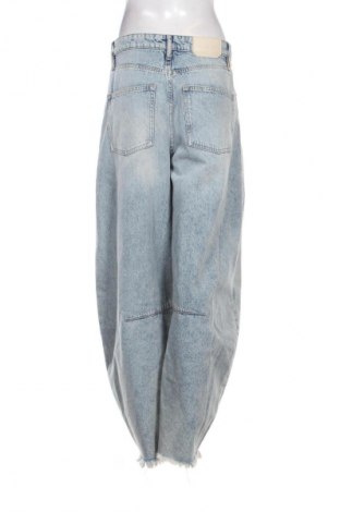 Női farmernadrág AllSaints, Méret M, Szín Kék, Ár 30 612 Ft