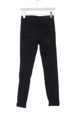 Дамски дънки Armani Exchange, Размер XS, Цвят Черен, Цена 70,00 €