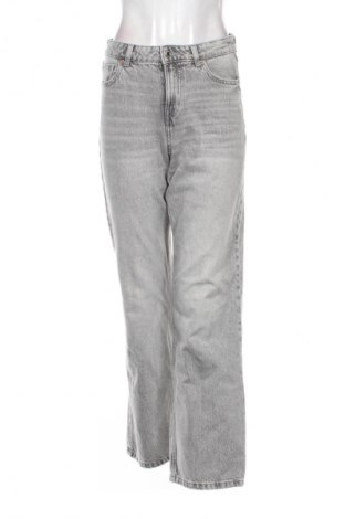 Damen Jeans Bershka, Größe S, Farbe Grau, Preis 15,00 €