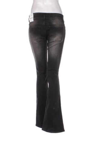 Női farmernadrág Bershka, Méret M, Szín Szürke, Ár 11 839 Ft