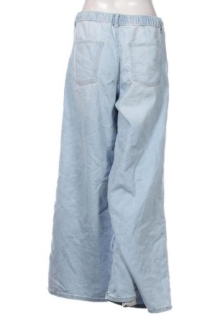 Dámske džínsy  Bershka, Veľkosť M, Farba Modrá, Cena  27,95 €