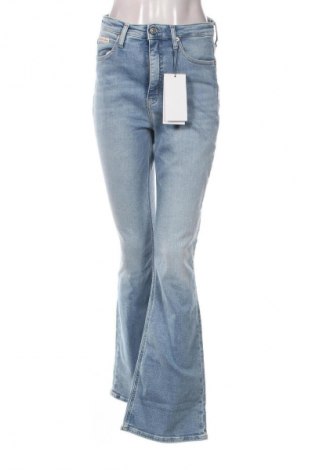 Дамски дънки Calvin Klein Jeans, Размер L, Цвят Син, Цена 104,81 €