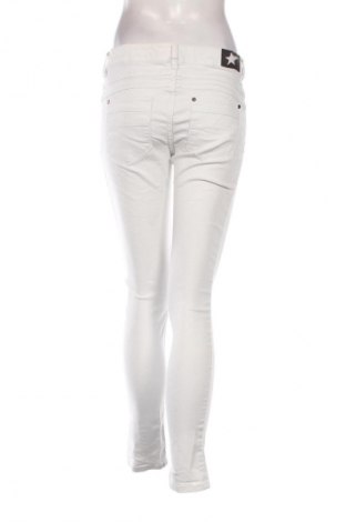 Damen Jeans Denim 1982, Größe L, Farbe Weiß, Preis € 14,99