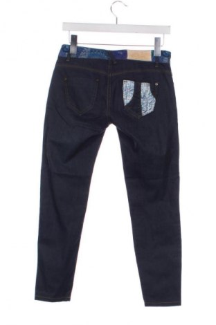 Női farmernadrág Desigual, Méret S, Szín Kék, Ár 15 702 Ft