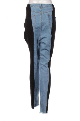 Damen Jeans Fashion to Figure, Größe XXL, Farbe Mehrfarbig, Preis 18,99 €