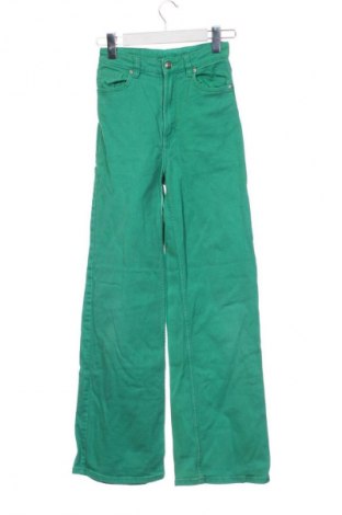 Női farmernadrág H&M Divided, Méret XS, Szín Zöld, Ár 6 198 Ft