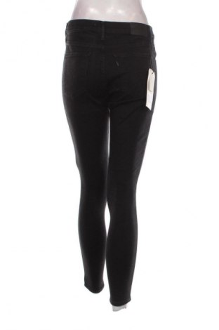 Dámske džínsy  Levi's, Veľkosť S, Farba Čierna, Cena  107,95 €