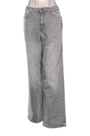 Női farmernadrág ONLY, Méret L, Szín Szürke, Ár 19 749 Ft