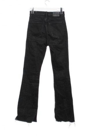 Női farmernadrág Pull&Bear, Méret XS, Szín Fekete, Ár 3 306 Ft