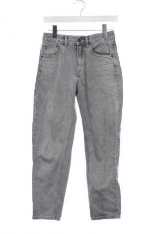 Női farmernadrág Pull&Bear, Méret XS, Szín Szürke, Ár 6 103 Ft