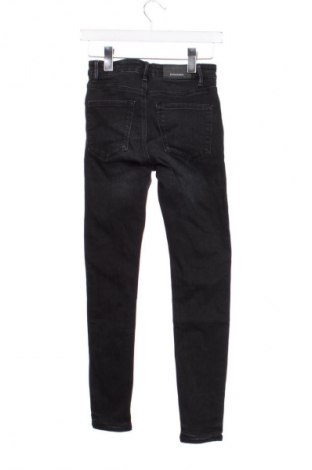 Női farmernadrág Stradivarius, Méret XS, Szín Fekete, Ár 6 198 Ft