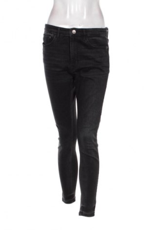 Damen Jeans Stradivarius, Größe L, Farbe Grau, Preis € 14,77