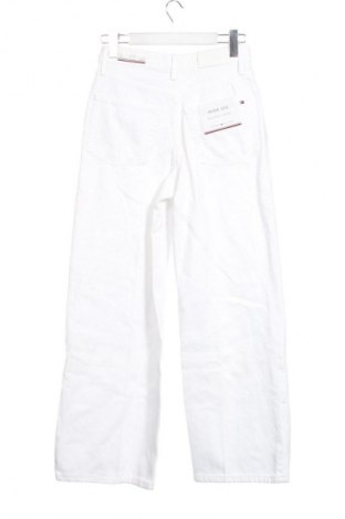 Дамски дънки Tommy Hilfiger, Размер XS, Цвят Бял, Цена 97,14 €