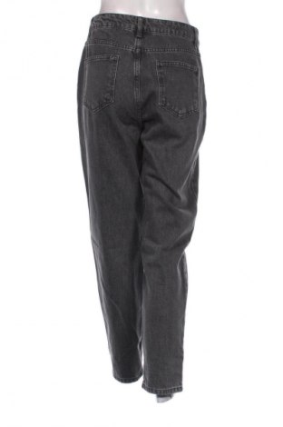 Női farmernadrág Trendyol, Méret M, Szín Szürke, Ár 8 640 Ft