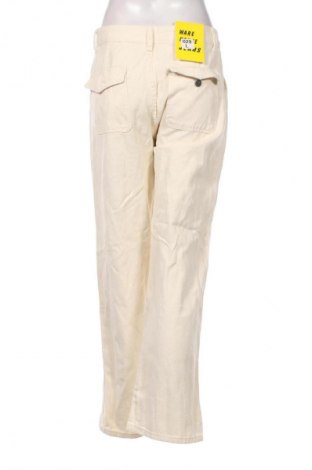 Női farmernadrág Unbranded, Méret L, Szín Ekrü
, Ár 4 119 Ft
