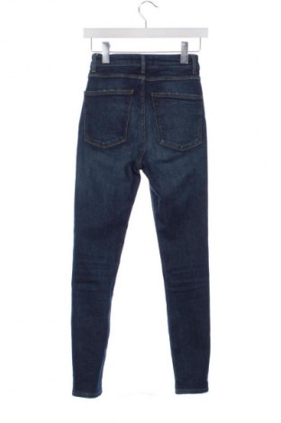 Női farmernadrág Zara, Méret XS, Szín Kék, Ár 5 785 Ft