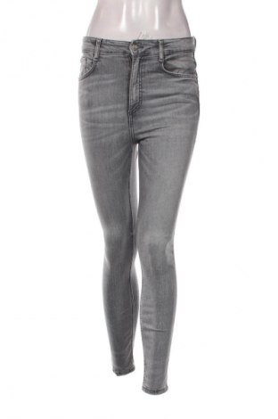 Damen Jeans Zara, Größe S, Farbe Grau, Preis € 16,99