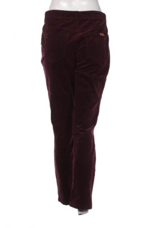 Damen Cordhose C&A, Größe M, Farbe Lila, Preis 8,99 €