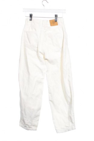 Női kordbársony nadrág Stradivarius, Méret XS, Szín Ekrü
, Ár 6 198 Ft