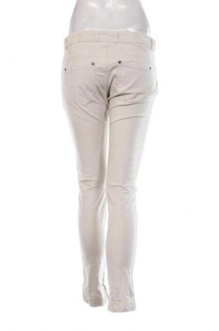 Damen Cordhose United Colors Of Benetton, Größe XL, Farbe Beige, Preis 12,99 €