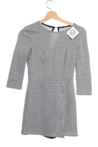 Kurzer Damenoverall Bershka, Größe XS, Farbe Mehrfarbig, Preis € 20,00