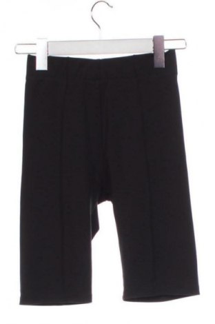 Női rövidnadrág Bershka, Méret XS, Szín Fekete, Ár 4 042 Ft