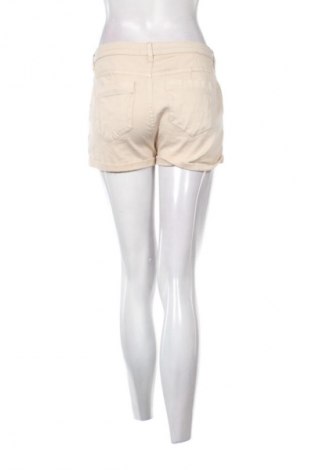 Női rövidnadrág Cropp, Méret L, Szín Bézs, Ár 7 182 Ft