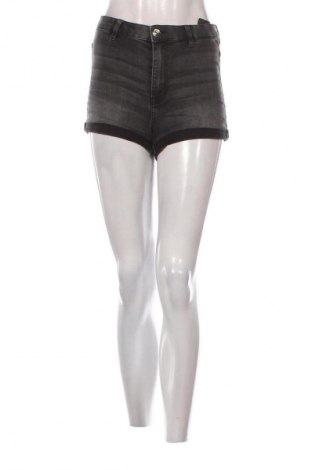 Damen Shorts H&M Divided, Größe S, Farbe Schwarz, Preis € 9,99