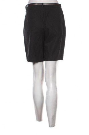 Damen Shorts Mohito, Größe S, Farbe Schwarz, Preis 9,70 €