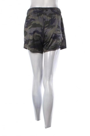 Női rövidnadrág Nike, Méret S, Szín Sokszínű, Ár 13 995 Ft