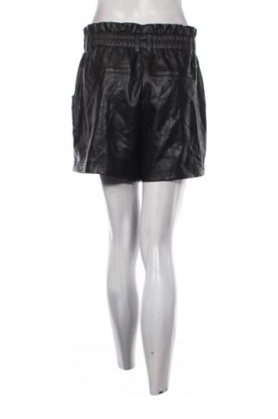 Дамски къс панталон ONLY, Размер L, Цвят Черен, Цена 5,62 €