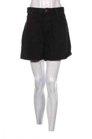 Pantaloni scurți de femei Pull&Bear, Mărime XL, Culoare Negru, Preț 47,99 Lei