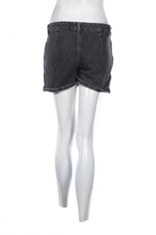 Damen Shorts Reserved, Größe S, Farbe Schwarz, Preis 10,00 €