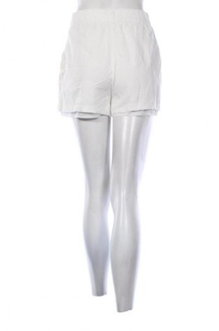 Dámské kraťasy  SHEIN, Velikost M, Barva Bílá, Cena  283,00 Kč
