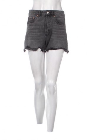 Női rövidnadrág Stradivarius, Méret M, Szín Fekete, Ár 4 132 Ft