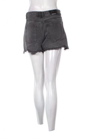 Női rövidnadrág Stradivarius, Méret M, Szín Fekete, Ár 4 132 Ft