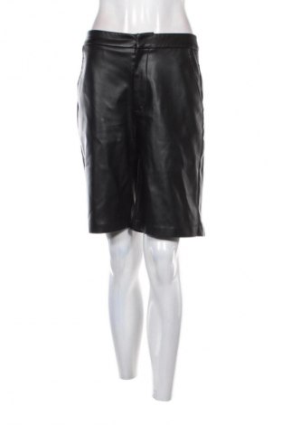 Női rövidnadrág Stradivarius, Méret S, Szín Fekete, Ár 4 132 Ft