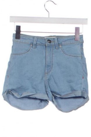 Γυναικείο κοντό παντελόνι Terranova, Μέγεθος XS, Χρώμα Μπλέ, Τιμή 9,78 €